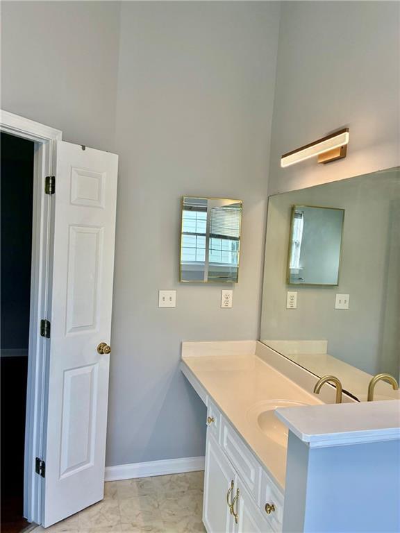 Building Photo - 3449 Benthollow Ln