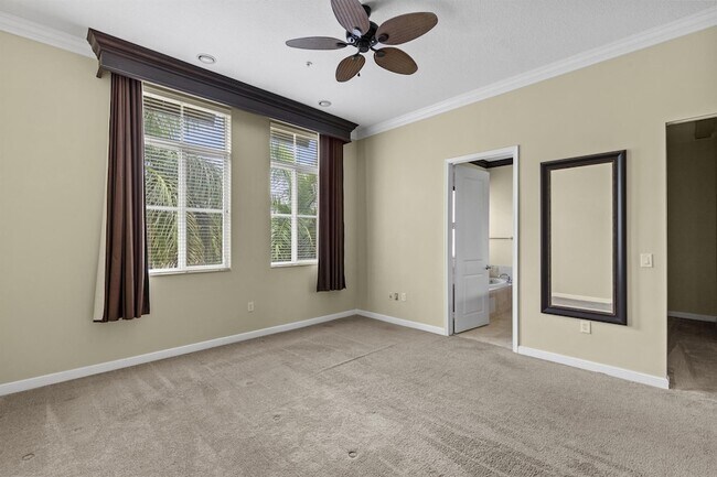 Building Photo - 2900 NW 125th Ave