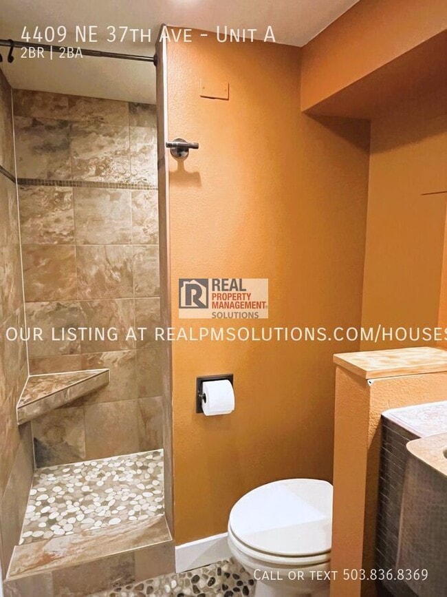 Building Photo - 4409 NE 37th Ave