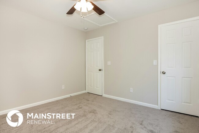 Building Photo - 2517 Harwood Hills Ln