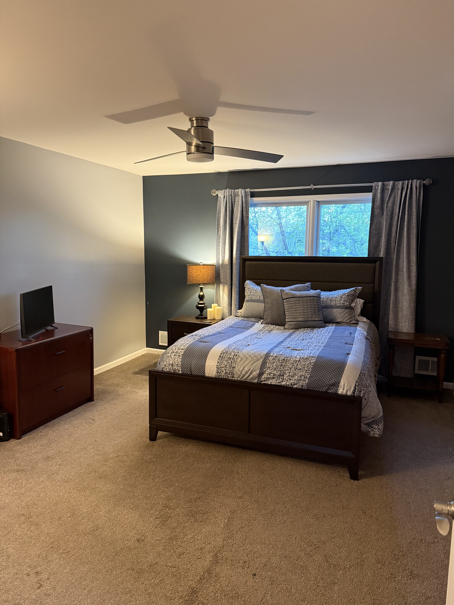 Building Photo - 118 N Bridge St