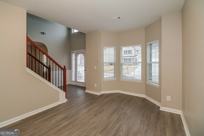 Building Photo - 6880 Estepona St