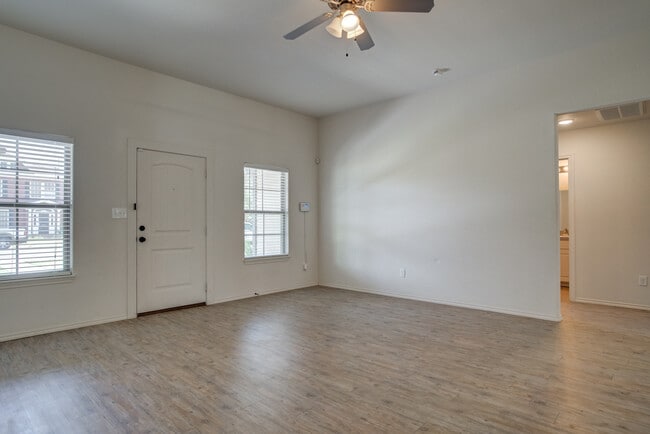 Building Photo - 2102 17th St