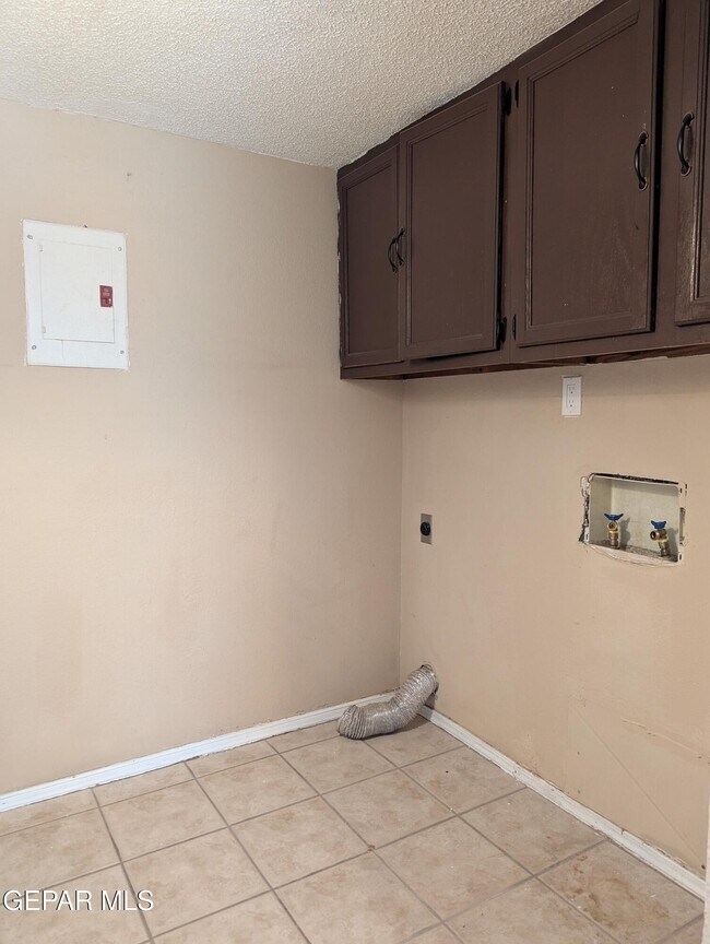 Building Photo - 11600 Marsh Mccall Way