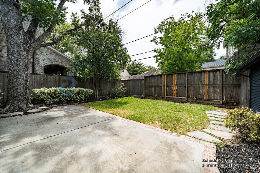 Building Photo - 2139 Dryden Rd