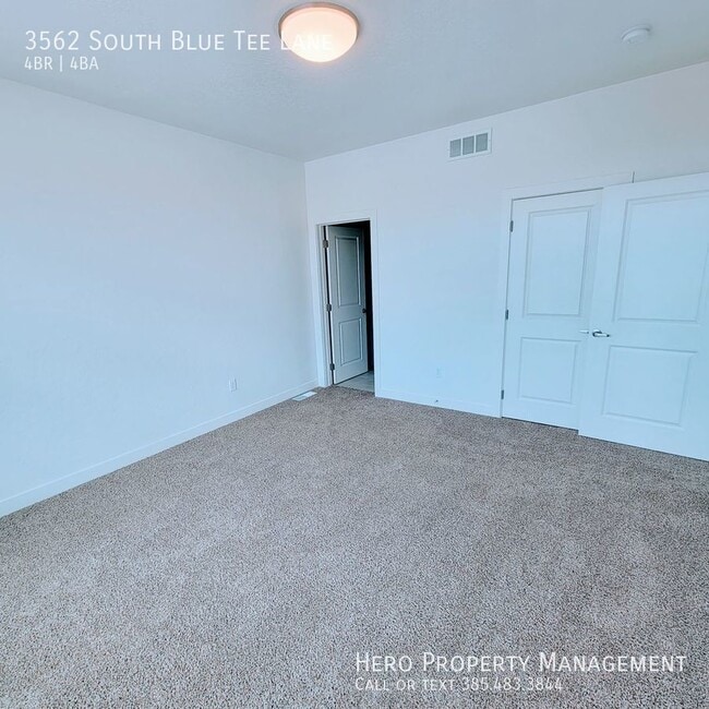 Building Photo - 3562 Blue Tee Ln