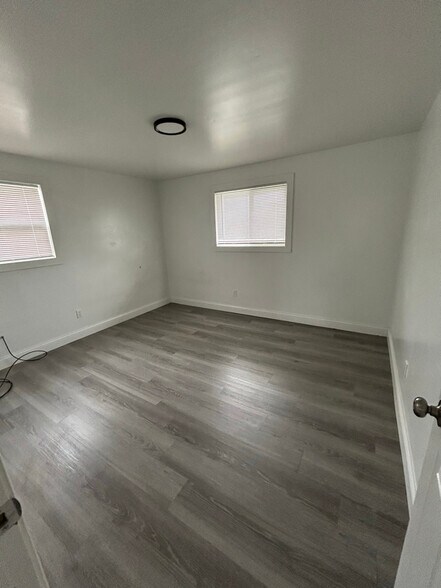 Building Photo - 751 Kingsford Rd