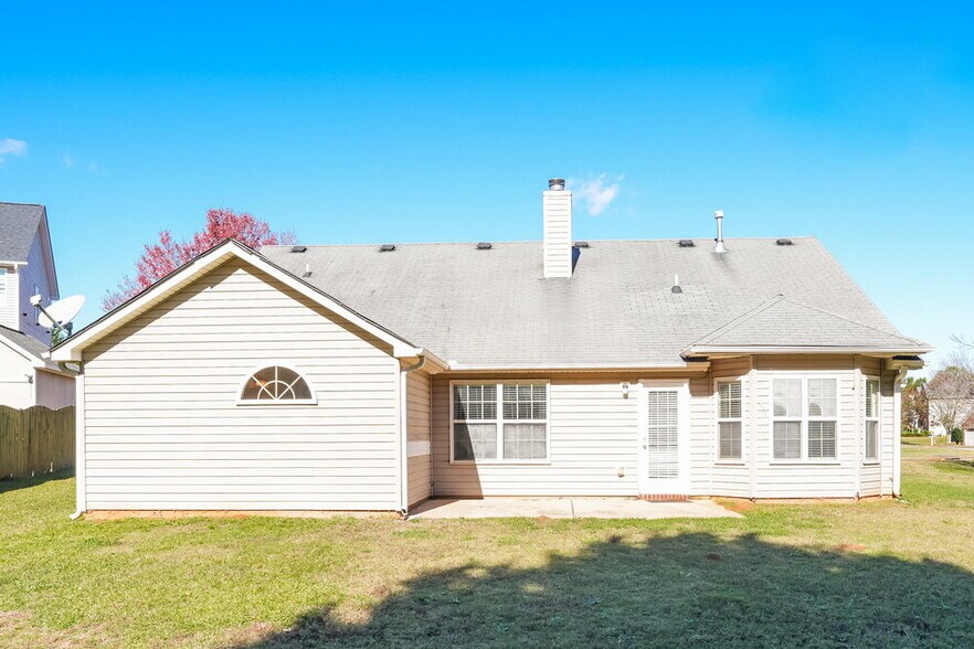 Building Photo - 3102 Delaware Loop