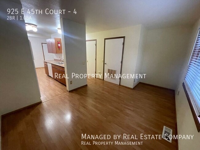 Building Photo - 925 E 45th Ct