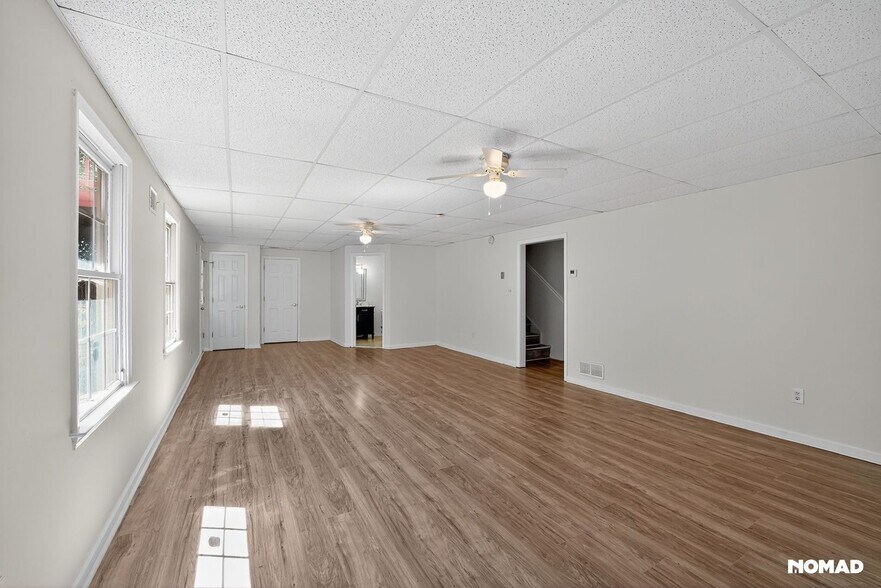 Building Photo - 4419 Oliver Ln