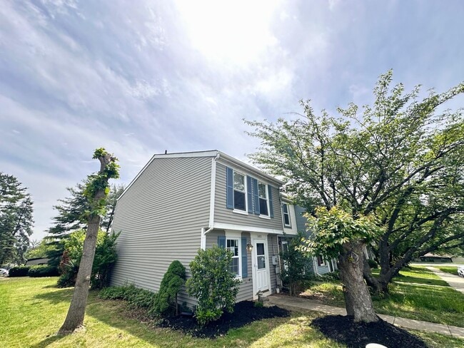 Building Photo - 5815 Whitfield Ct