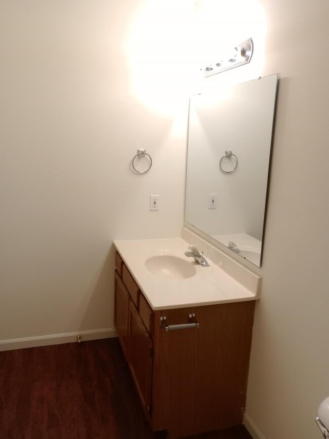 Building Photo - 3519 La Mesa Dr