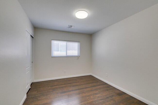 Building Photo - Remodeled 3-Bedroom Home with Loft.