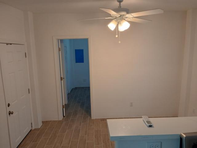 Building Photo - 1 bedroom in Eloy AZ 85131-2588