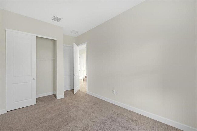 Building Photo - 14965 RedCove Pl
