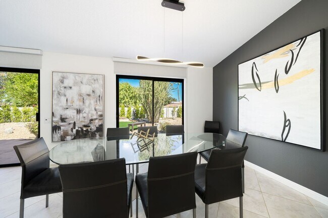 Building Photo - 74830 Waring Ct