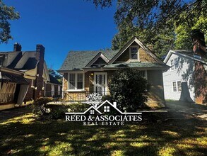 Building Photo - Spacious: 3 Bedroom in Midtown!