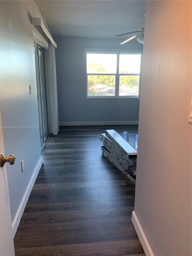 Building Photo - 8500 SW 212th St