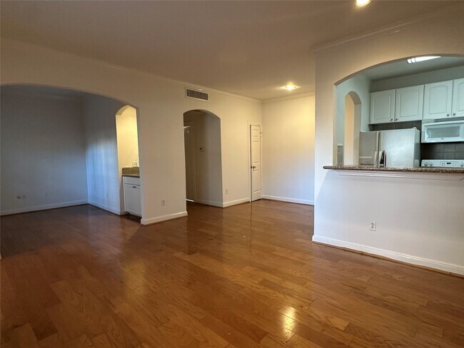 Building Photo - 2001 Bering Dr