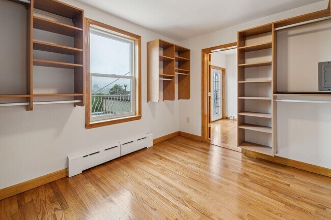 Building Photo - 310 Paterson Plank Rd
