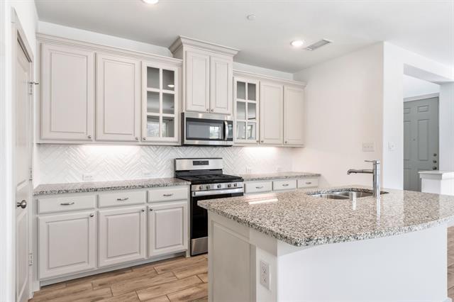 Building Photo - 5836 Ridgeline Dr