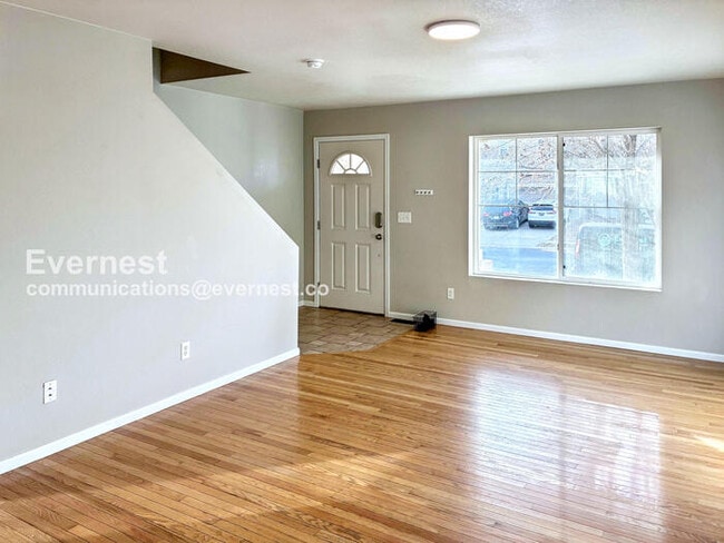 Building Photo - 3907 Heatherwood Cir