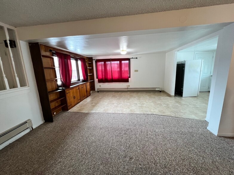 Building Photo - 4404 Forrest Rd