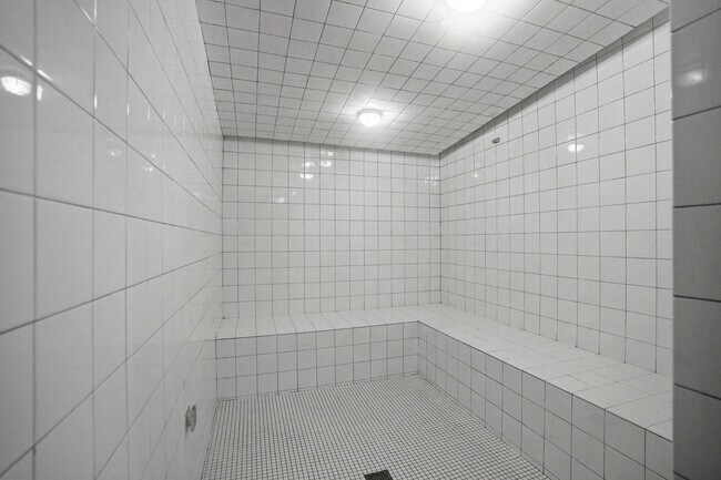 Building Photo - 151 SE 1st St