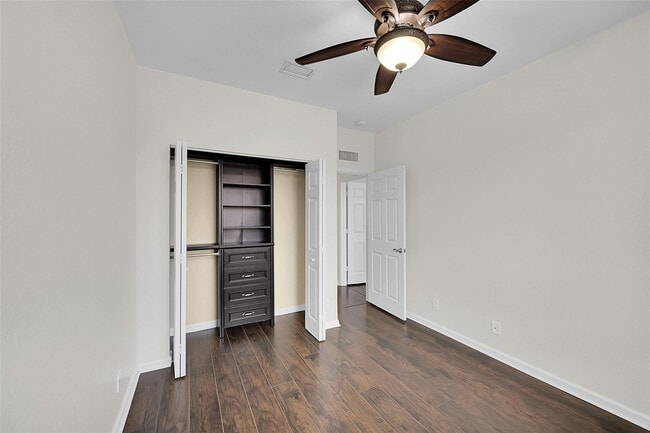 Building Photo - 3521 Boynton Beach Blvd