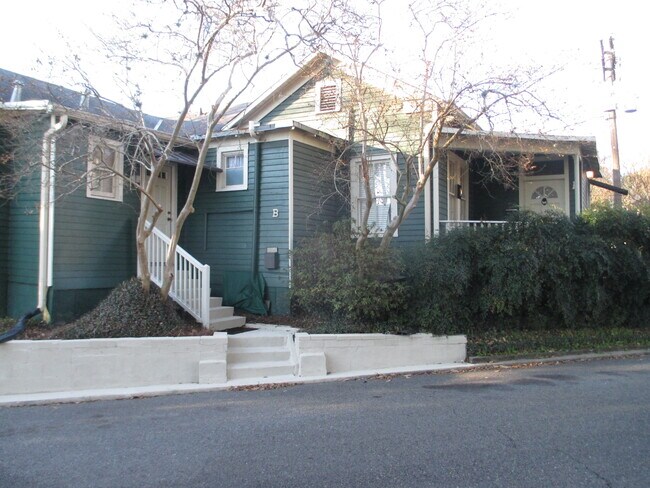 Primary Photo - 844 America St