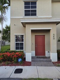 Building Photo - 540 NE 5th Terrace