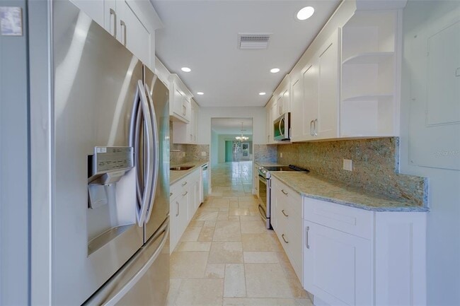 Building Photo - 170 Boca Ciega Point Blvd S