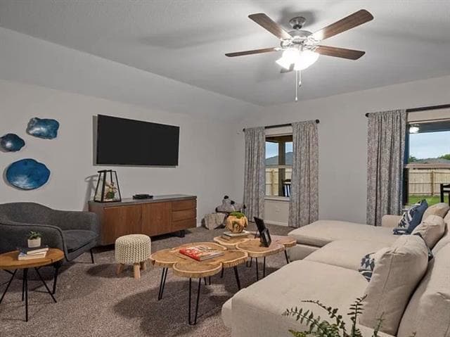 Building Photo - 620 W 1st St