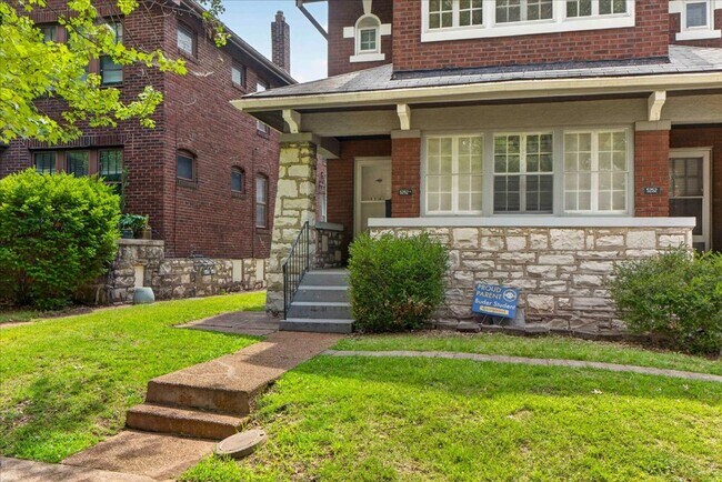 Building Photo - 5252 Bancroft Ave
