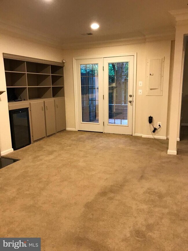 Building Photo - 18261 Camdenhurst Dr