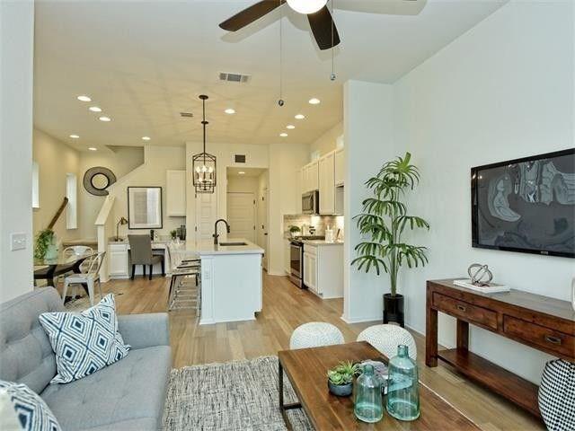 Building Photo - 10202 Cienega Cove