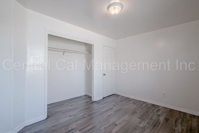 Building Photo - 130 8th St