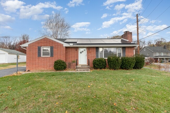 Building Photo - 388 Pleasant View Rd