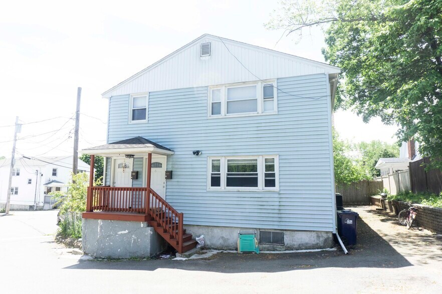 Building Photo - 6 Hardwick Ter