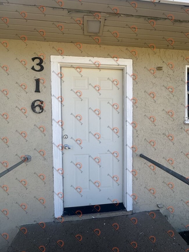 Primary Photo - One bedroom One bath apartment--Water paid