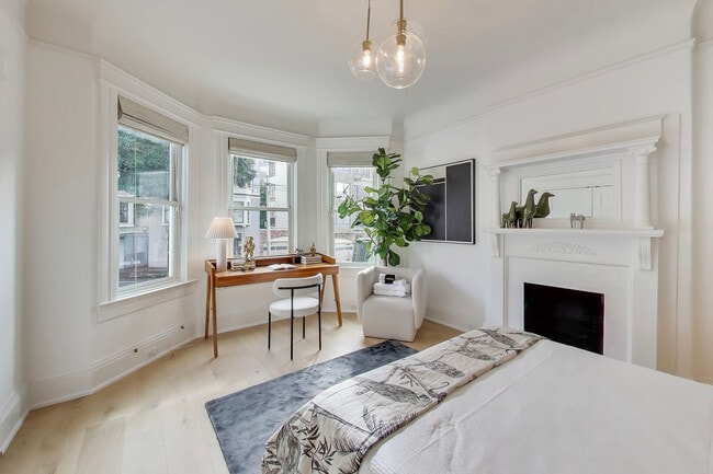 Building Photo - 2274 Fulton St