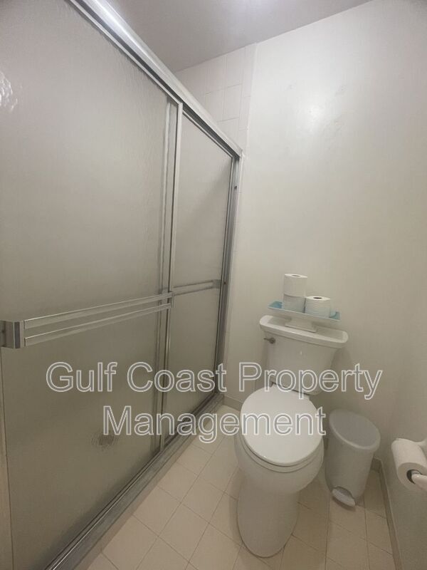 Building Photo - 25068 Harborview Rd