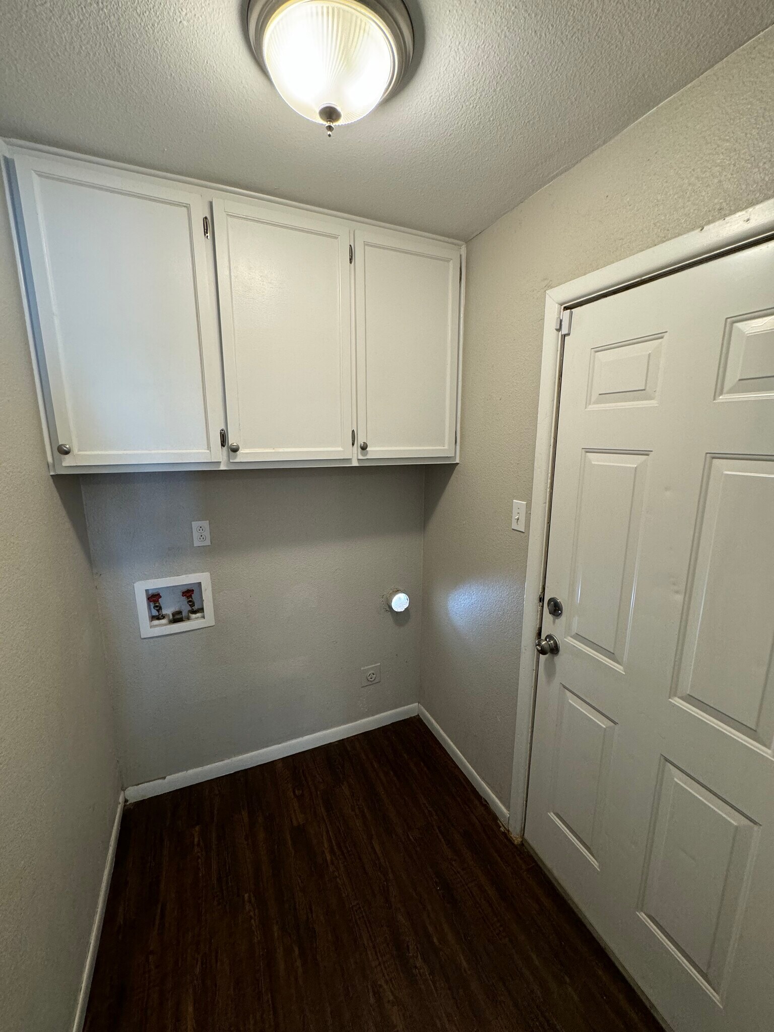 Building Photo - 5412 39th Dr