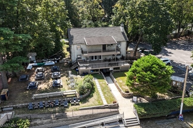 Building Photo - 49 Fayson Lakes Rd