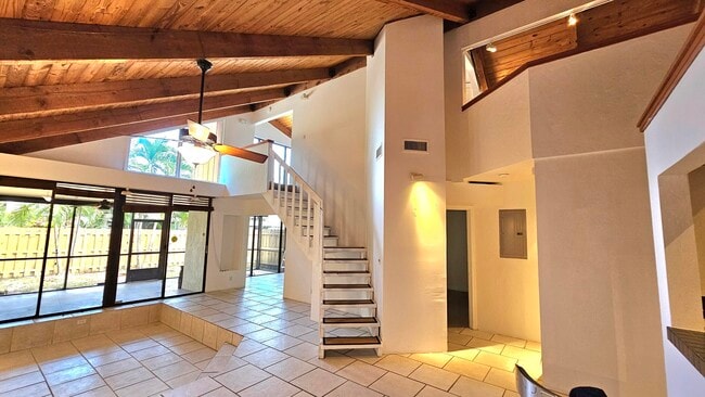 Building Photo - 2948 NW 69th Ct