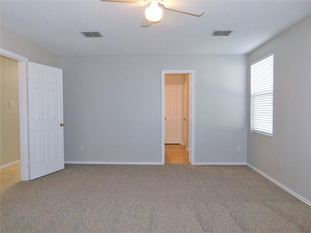 Building Photo - 2628 S Wavecrest Ct