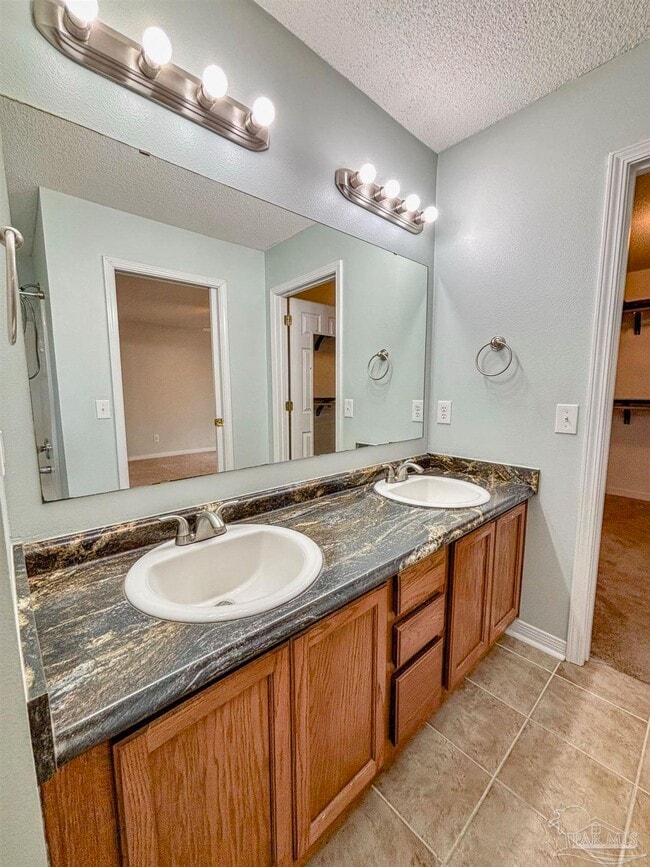 Building Photo - 5494 Keel Dr