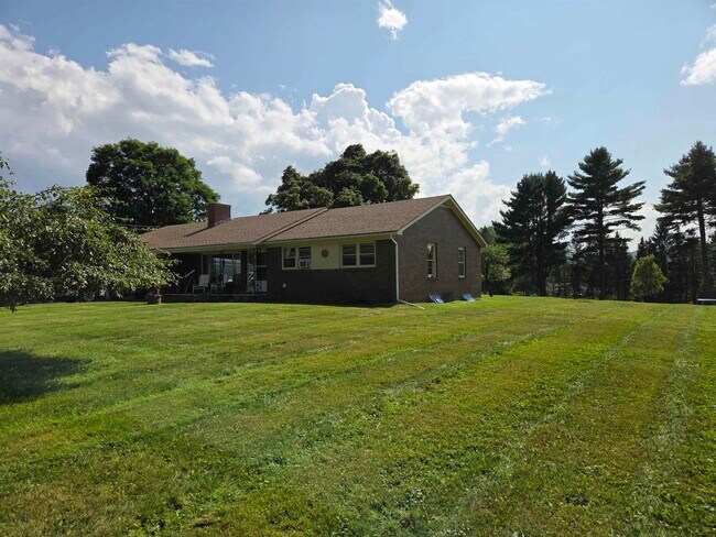 Building Photo - 276 Shaker Hill Rd