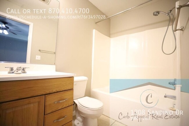 Building Photo - 1208 Sandino Dr