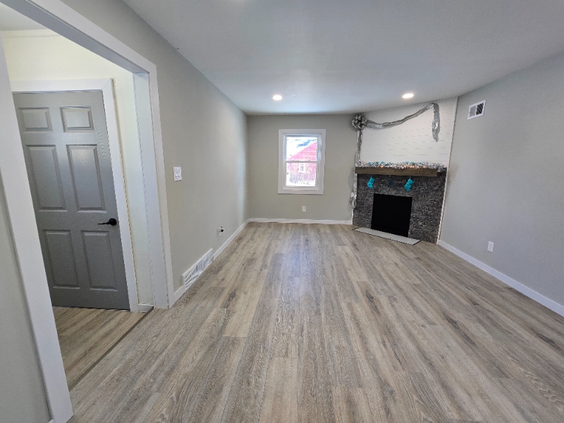 Building Photo - 20628 Alger St